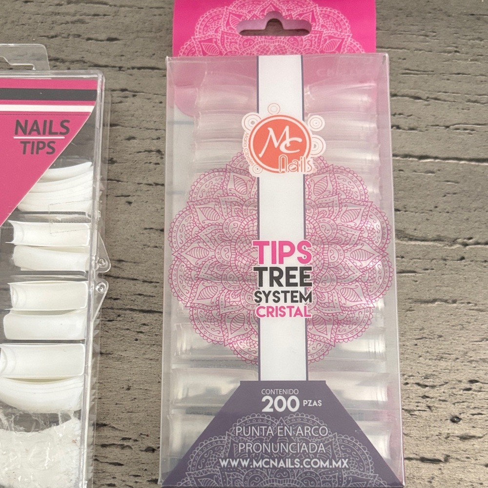 French /clear nails
100 French
200 clear